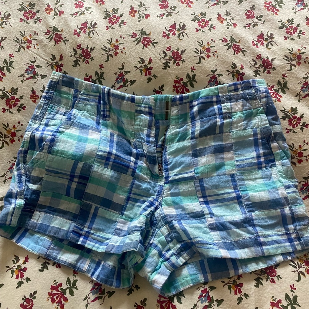 Vineyard Vines madras shorts 0